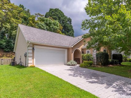 67 Stonebridge Drive