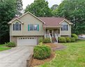 1037 1st Street sold home in Hickory, SC