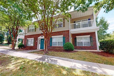 21710 Aftonshire Drive sold condo in Mills Creek Condominiums, Cornelius, NC