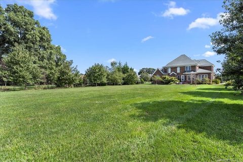 2709 Smith Field Drive