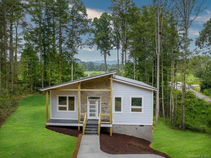 5 Country Cove Court