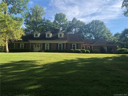 708 Hillside Drive