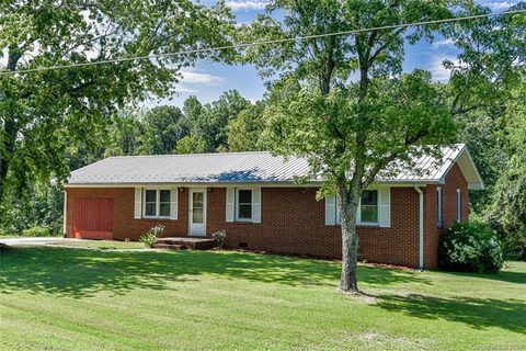 144 Sardis Road sold home in Beverly Park, Mooresville, NC