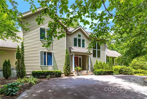 1493 Skye Drive