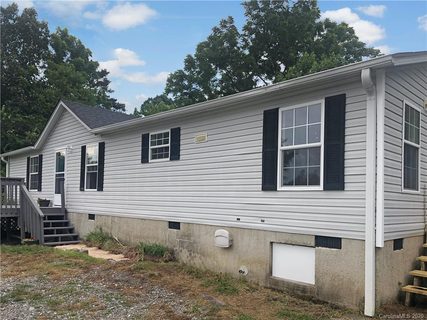 84 Star Flower Road sold manufactured home in Hills Of French Broad, Alexander, NC