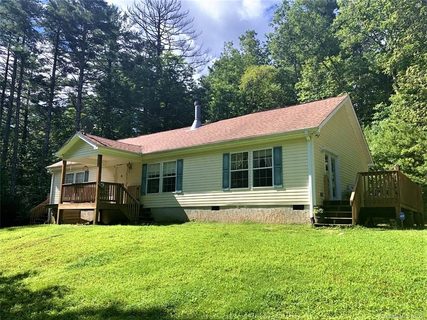81 Minerva Road sold home in Bear Wallow Hollow, Sapphire, NC