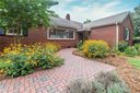 1627 Medford Drive sold home in Charlotte, SC