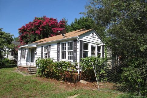 1310 Poston Circle