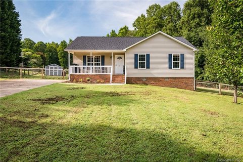 109 Gold Finch Lane sold home in Farmdale, Mooresville, NC