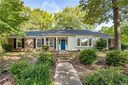 400 Ridgeway Drive sold home in Belmont, SC