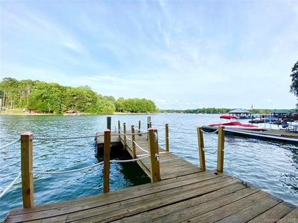 242 Wood Duck Loop sold home in Lakeshore Estates, Mooresville, NC