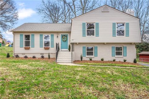700 Archdale Drive 10