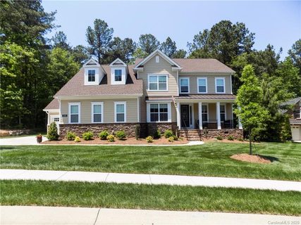 2315 Island Lake Drive