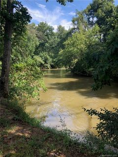 00 River Crest Parkway 29