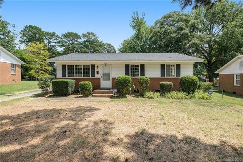 3328 Cricketeer Drive sold home in Garden Park, Charlotte, NC