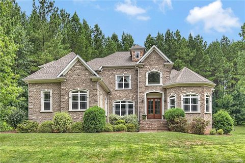 143 Winding Shore Road