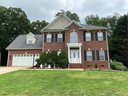 1524 20th Avenue Place sold home in Hickory, SC