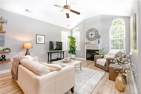 5541 Prosperity View Drive