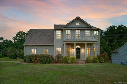 Previously sold for $370,000