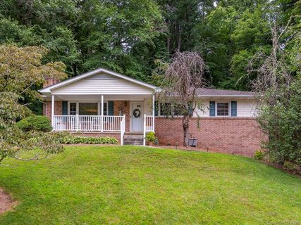 16 Mayfair Drive sold home in Woodside Hills, Candler, NC