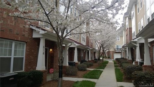 614 Raya Court sold condo in Elizabeth Court, Charlotte, NC