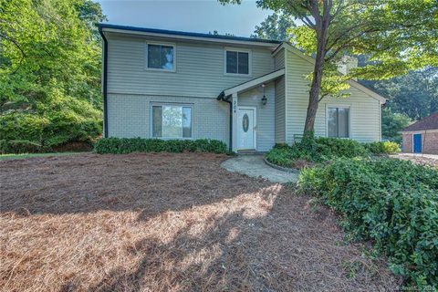 304 Greenwood Place