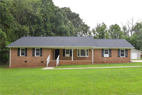 3315 Kelly Road