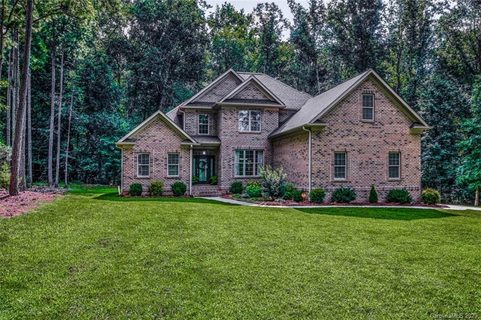 149 Draper Drive