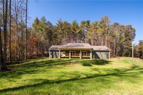 325 Woodhaven Road sold home in Woodhaven, Mars Hill, NC