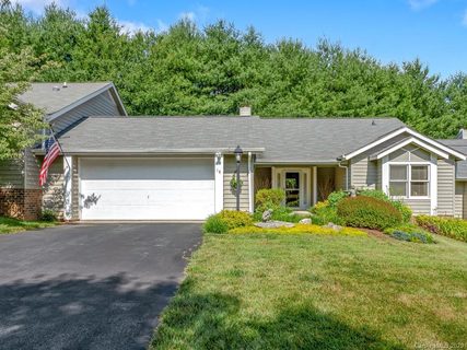 18 Cedarcliff Circle