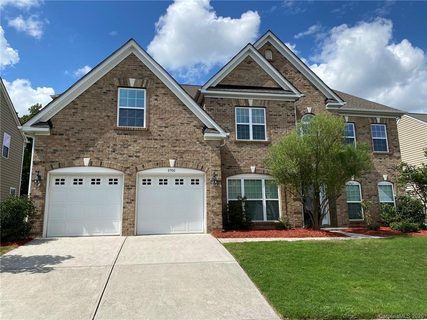 8900 Happiness Road