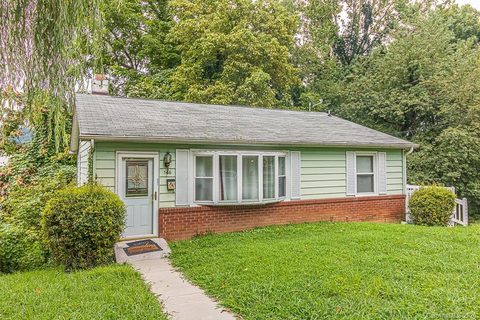 146 S French Broad Avenue sold home in E RIVERSIDE URBAN RENEWAL AREA, Asheville, NC