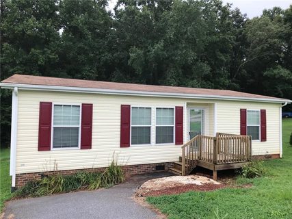 2202 Sterling Ridge Drive sold manufactured home in Sterling Ridge, Newton, NC