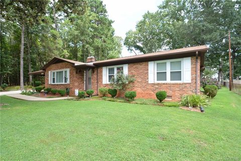 101 Dallas Lane sold home in Glen Echo, Statesville, NC