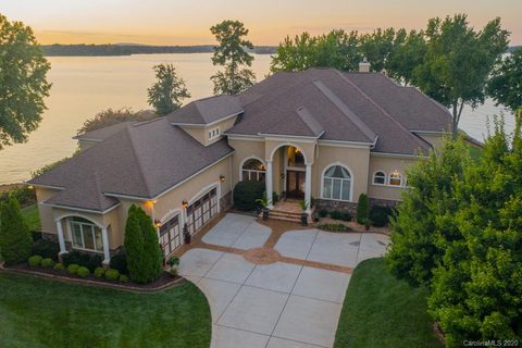 8397 Norman Estates Drive sold home in Norman Estates, Denver, NC