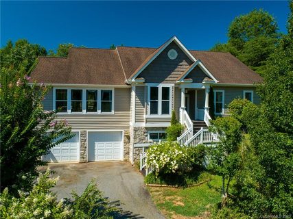 24 Sage Drive sold home in Brookview Estates, Weaverville, NC