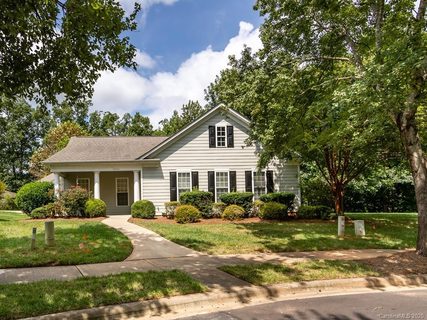 13016 Park Crescent Circle sold home in The Cottages, Pineville, NC