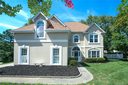 1818 Thornblade Ridge Drive sold home in Matthews, SC