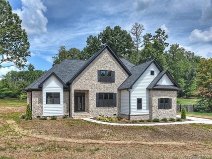 125 Pine Mist Drive sold home in Whispering Oaks, Mooresville, NC