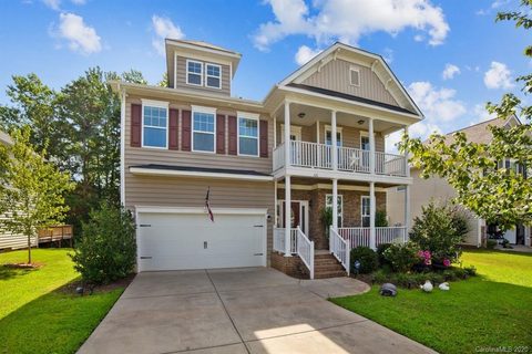 428 Castlebury Court