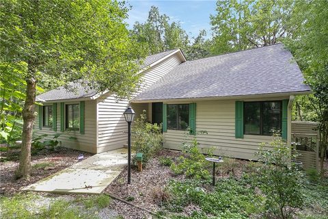 33 Oak Lane