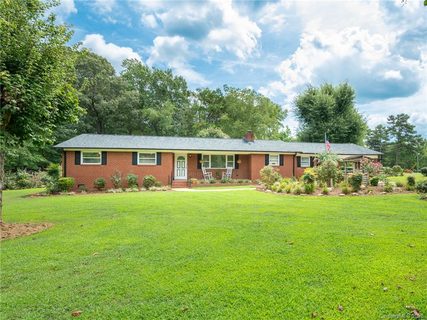 8400 Cedarbrook Drive