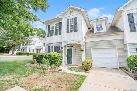 2391 Woodridge Drive sold townhome in Glenridge, Fort Mill, SC