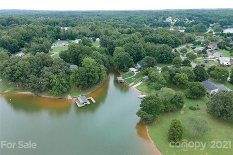 152 Harbor Point Drive