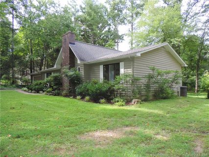 10 Glen Crest Drive sold home in Glen Crest, Arden, NC