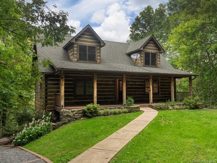 2 Arbor Road sold home in Laurel Acres, Swannanoa, NC