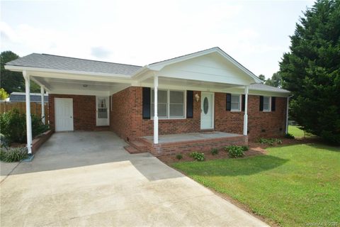 323 Pinkney Road