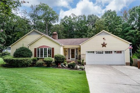 245 Pokeberry Trail