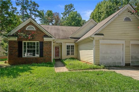 5924 Carriage Oaks Drive