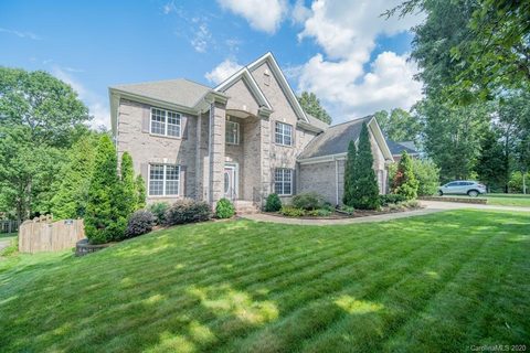 8808 Nellie Lane sold home in Providence Ridge, Waxhaw, NC